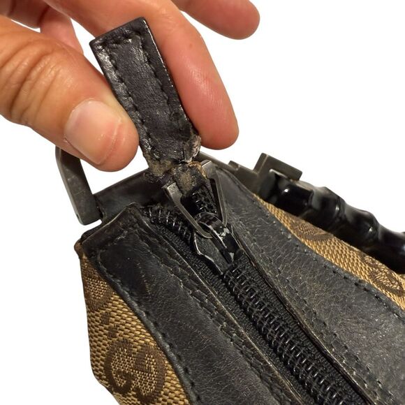 Gucci Authentic Bamboo Handle Shoulder Bag Women's Brown Beige Monogram Canvas - Picture 6 of 11